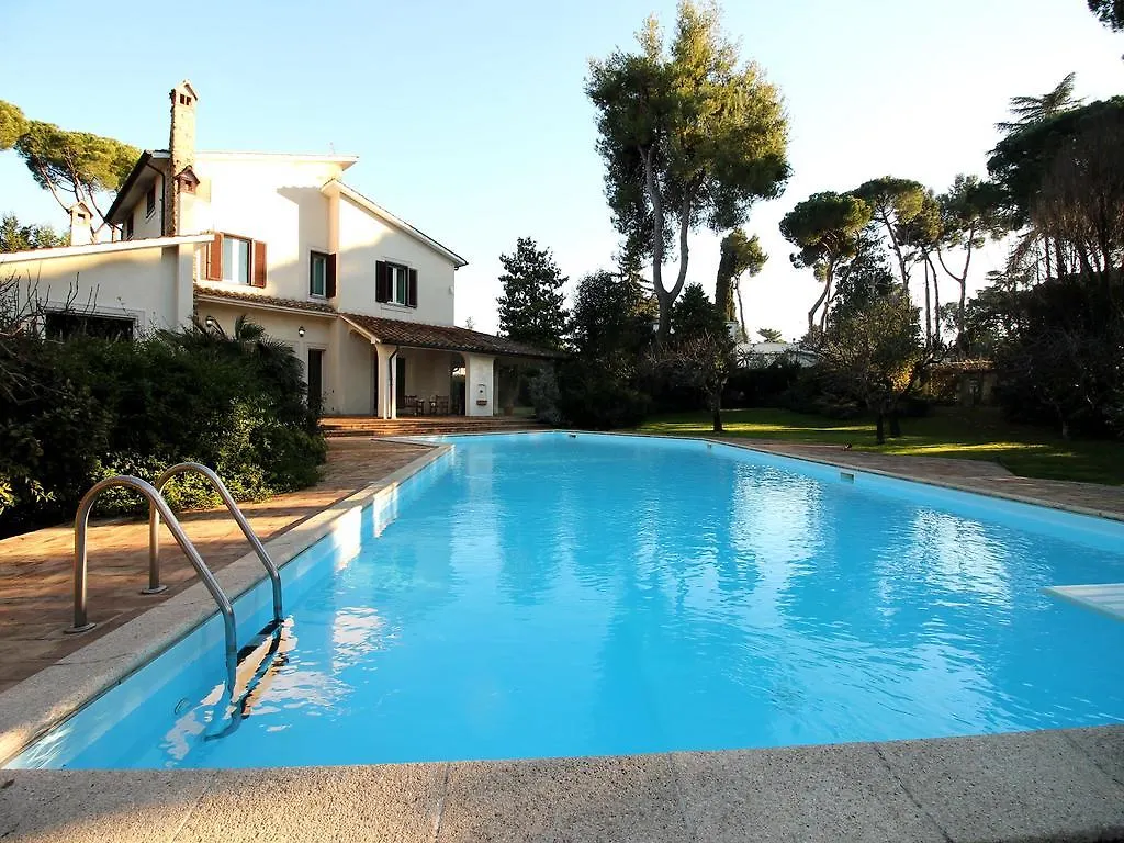 Fratelli Maristi Villa location