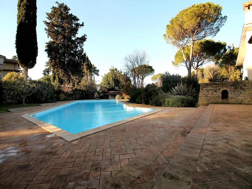 Fratelli Maristi Villa  Rome